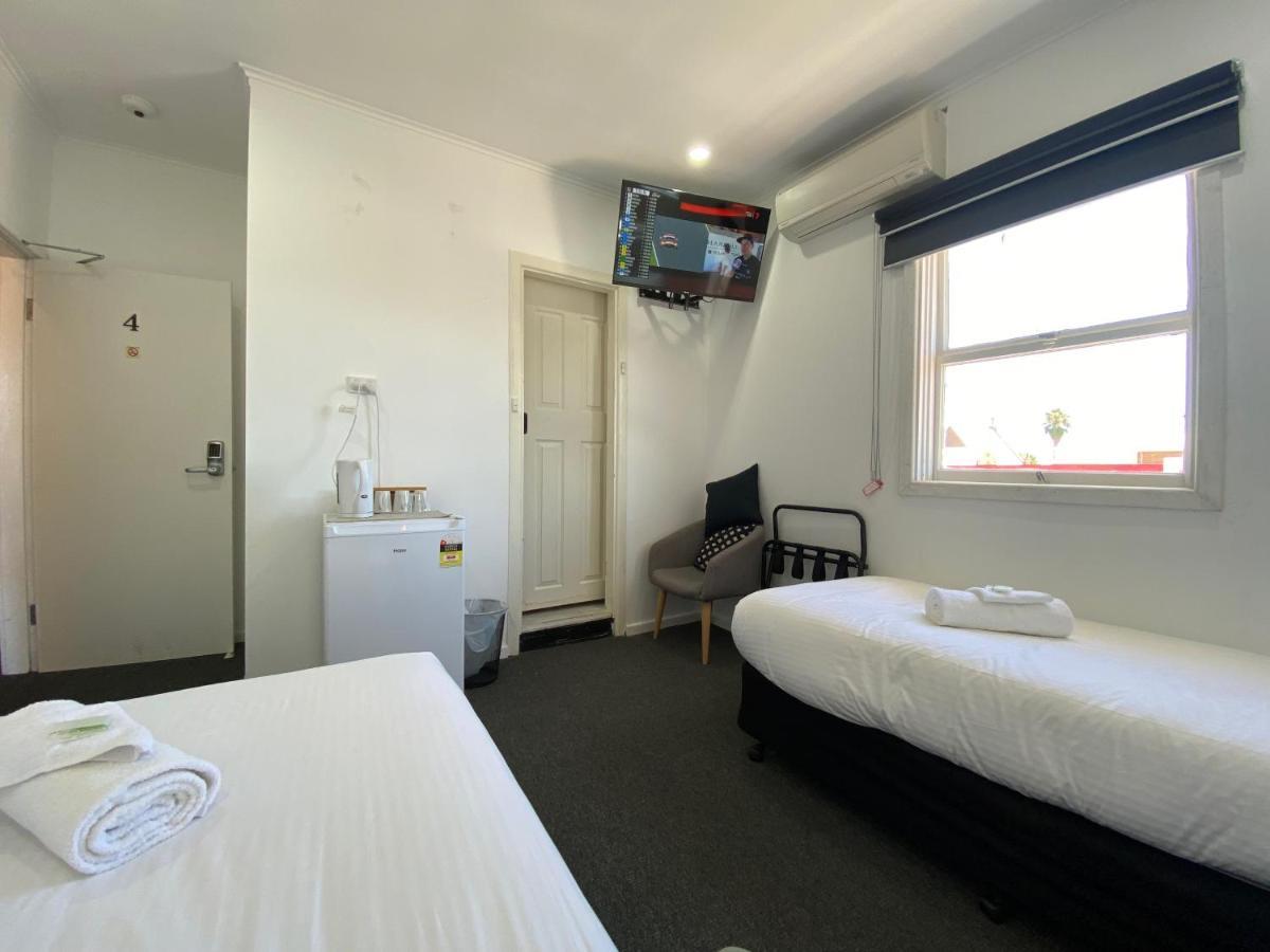 Central Motel Mudgee Esterno foto