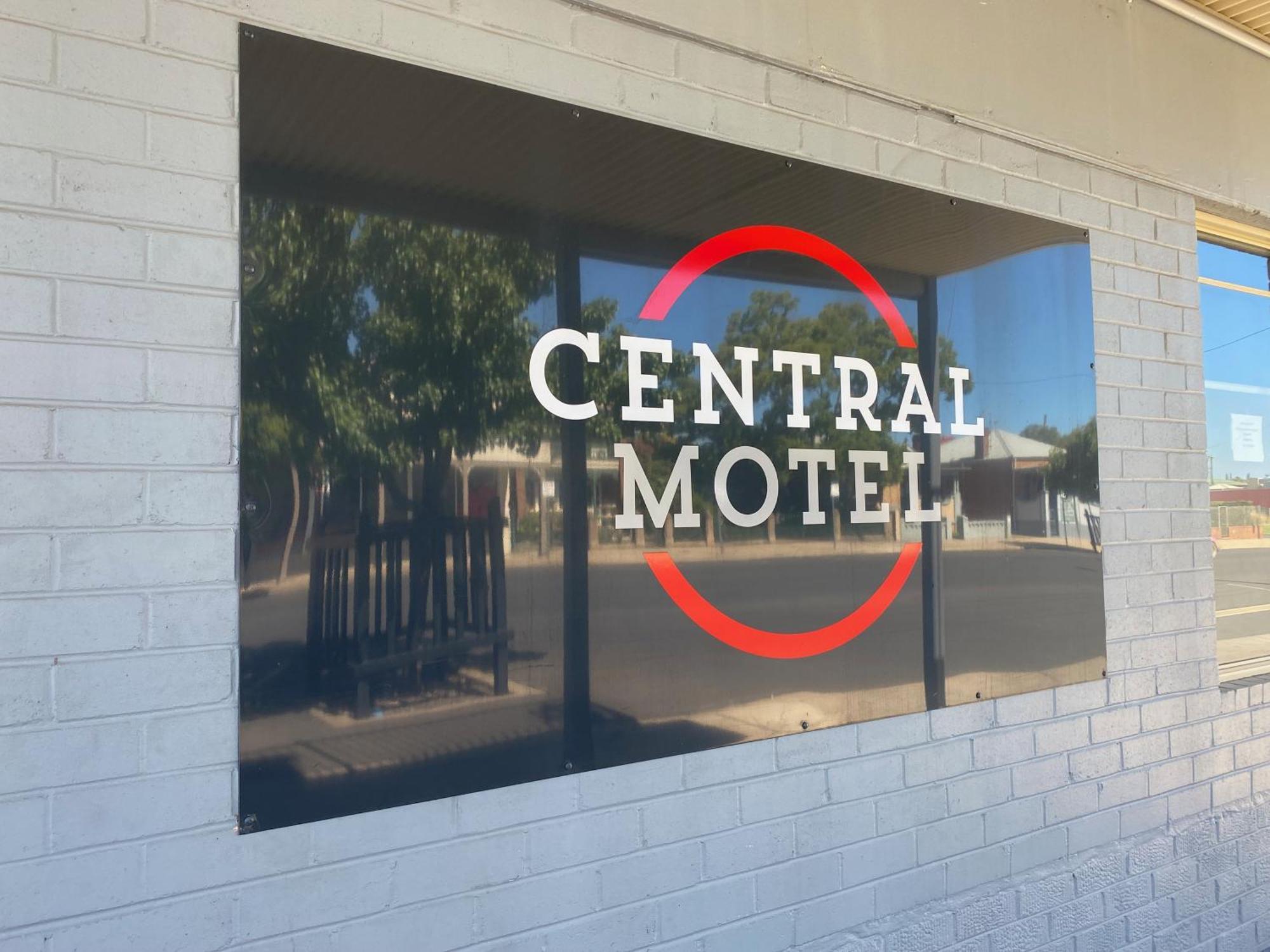 Central Motel Mudgee Esterno foto